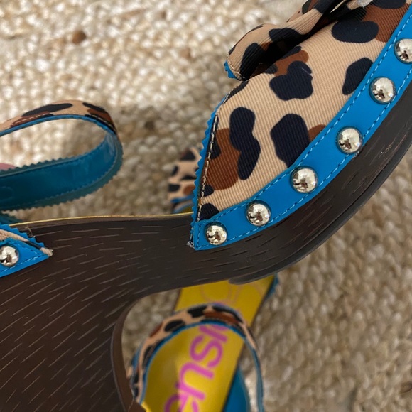 Kensie Girl | Leopard Wedges - Picture 5 of 6